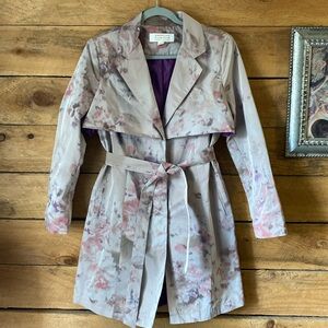 American Glamour trench coat medium multi color gray